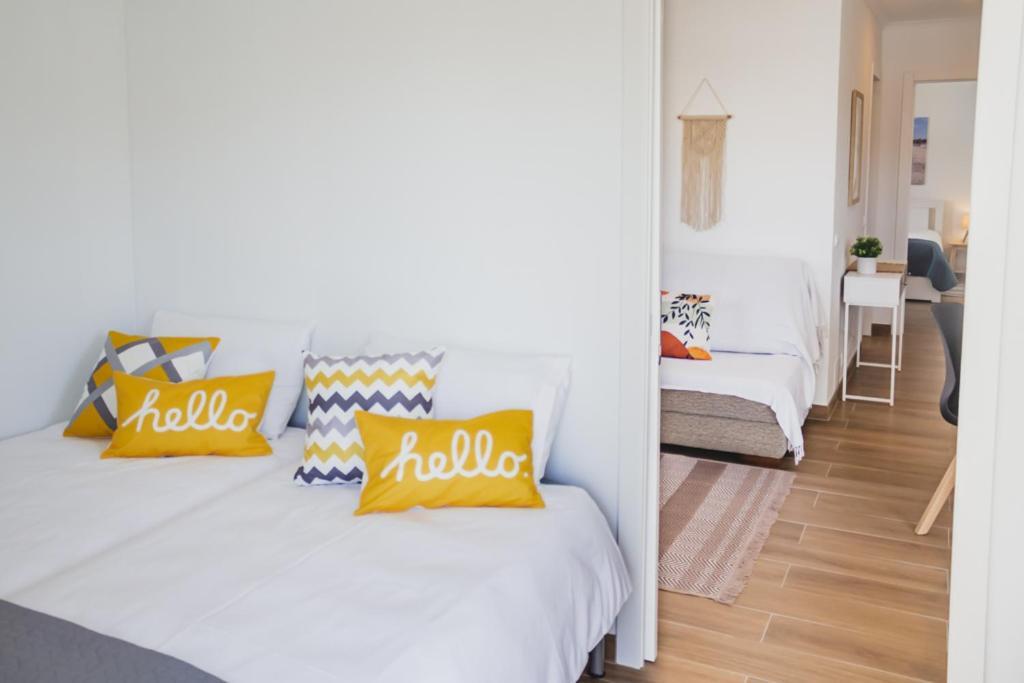 Lovely & Bright Renovated Apt. W/ Balcony In Lagos Exterior photo